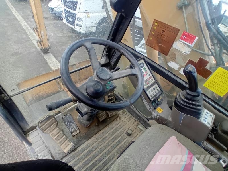 CASE WX170 Bageri točkaši