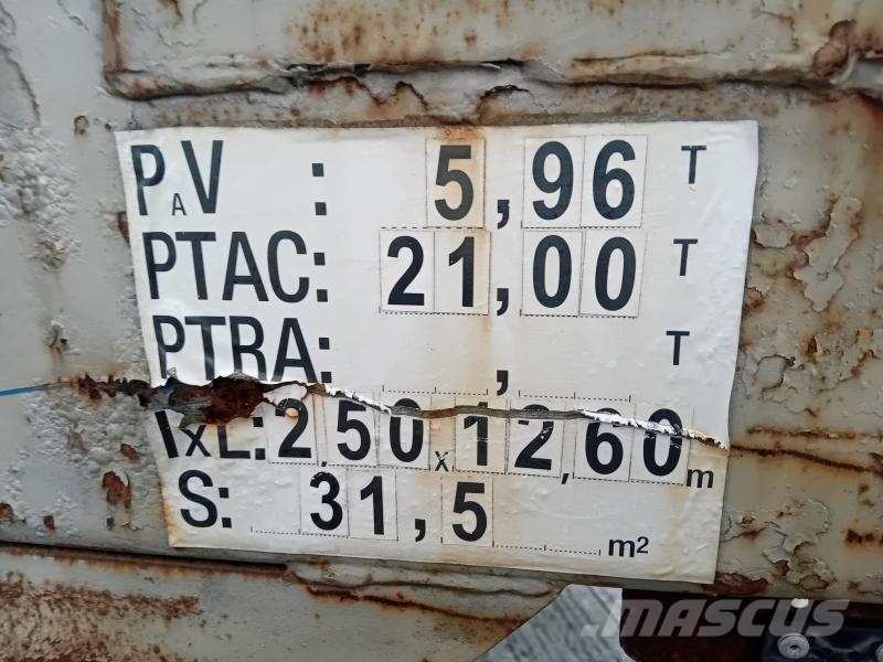 Castera Non spécifié Semi-trailer til Autotransport