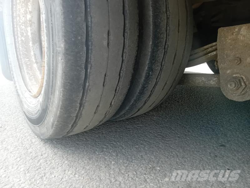 Castera Non spécifié Semi-trailer til Autotransport