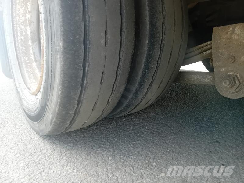 Castera Non spécifié Semi-trailer til Autotransport