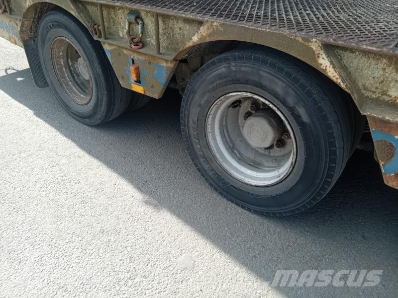 Castera Non spécifié Semi-trailer til Autotransport