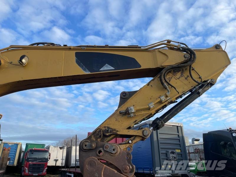 CAT 323D Excavadoras de cadenas