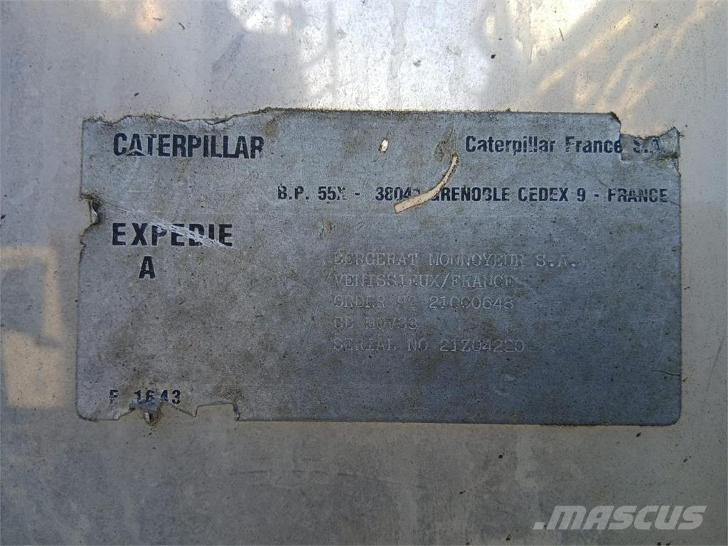 CAT 963 Верижен товарач