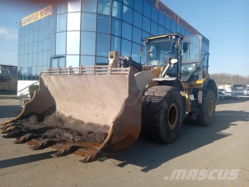 CAT 972K Kolesové nakladače