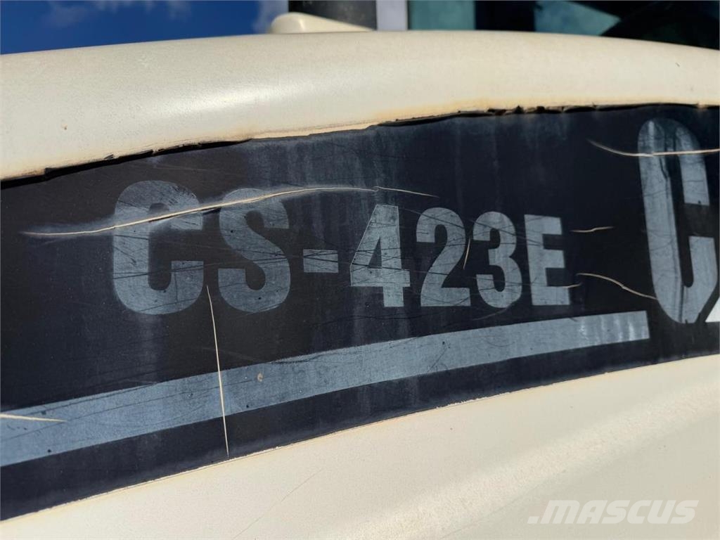 CAT CS 423 E Erdbauwalzen