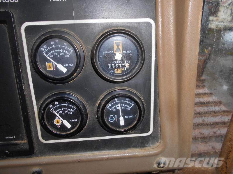 CAT D5HLG ブルドーザー