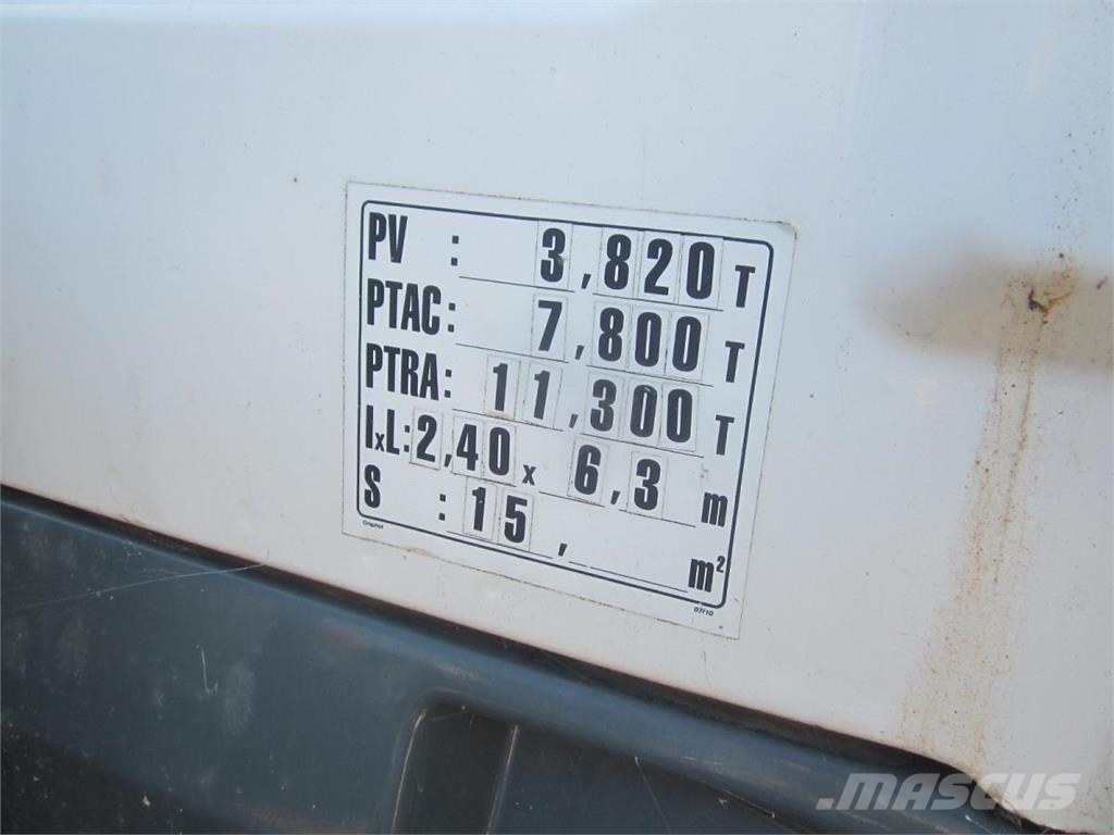 DAF 45 ATI 130 Camiões caixa desmontável com elevador de cabo