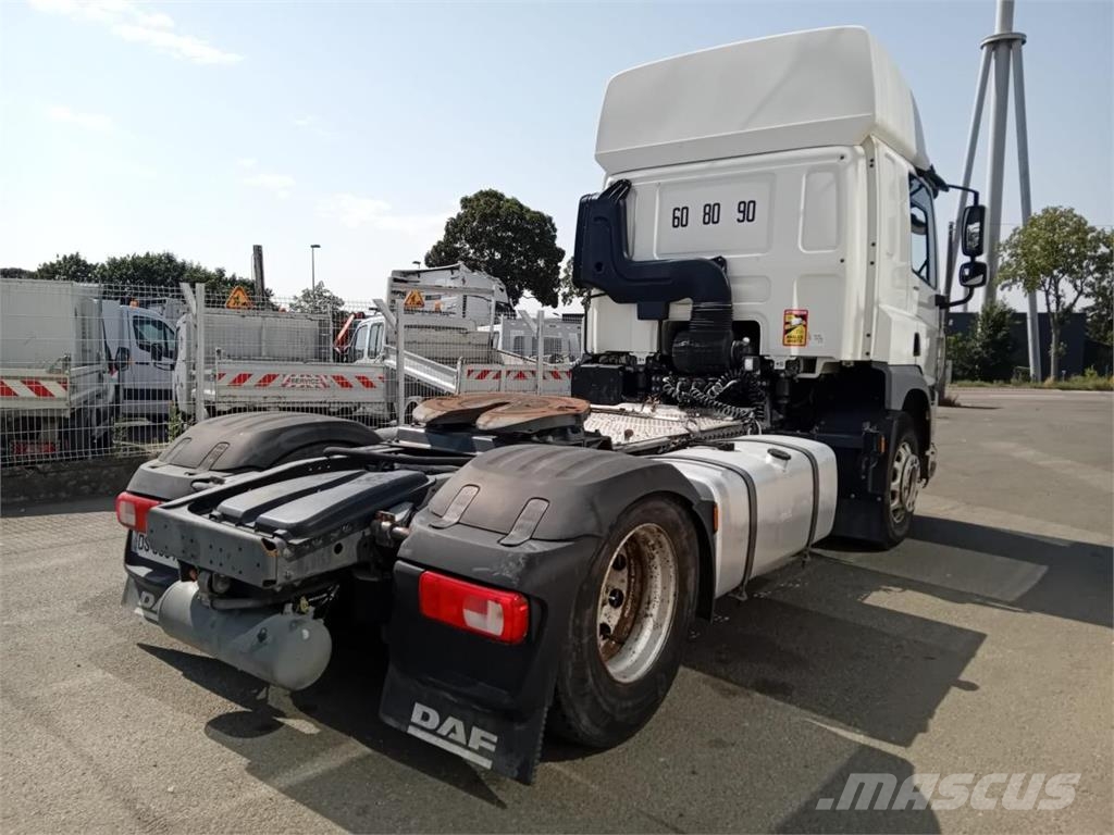 DAF CF Sadulveokid