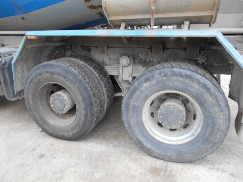 DAF CF85 360 Camion malaxeur