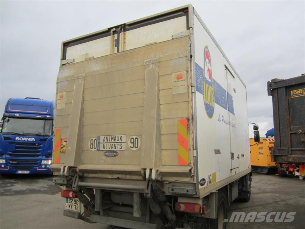 DAF LF 220 Dieren transport