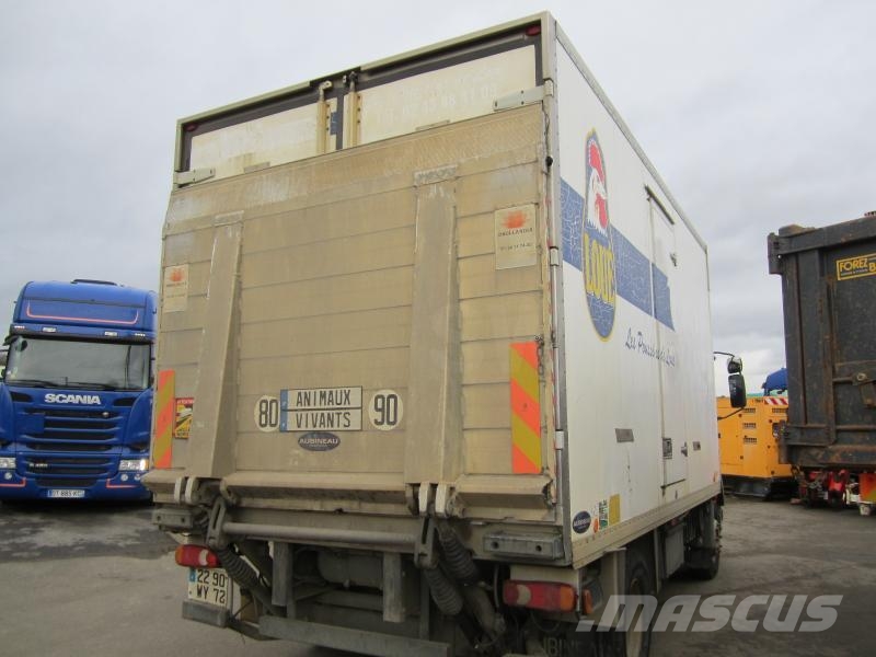 DAF LF 220 Livestock trucks