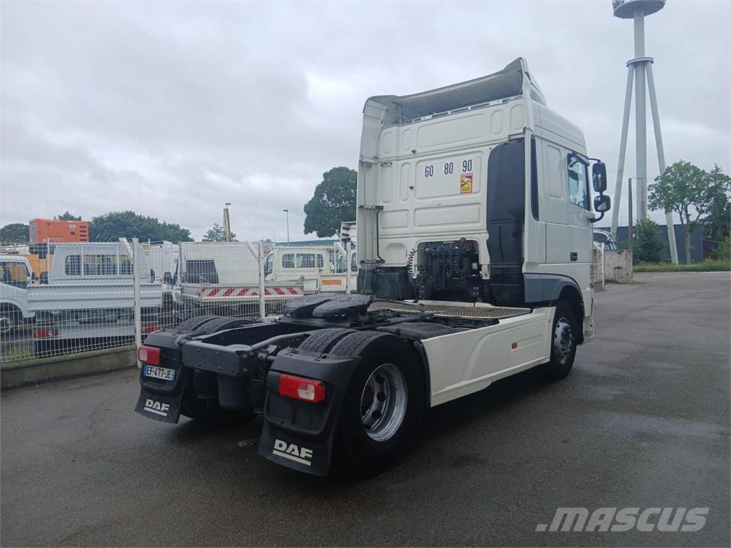 DAF XF 460 Vetopöytäautot