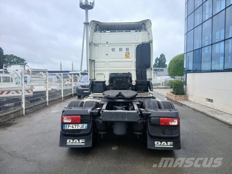 DAF XF 460 Vetopöytäautot