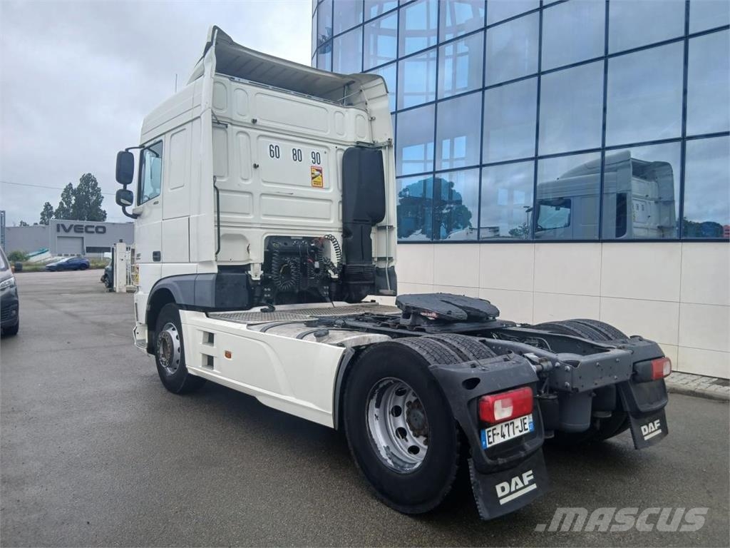 DAF XF 460 Vetopöytäautot
