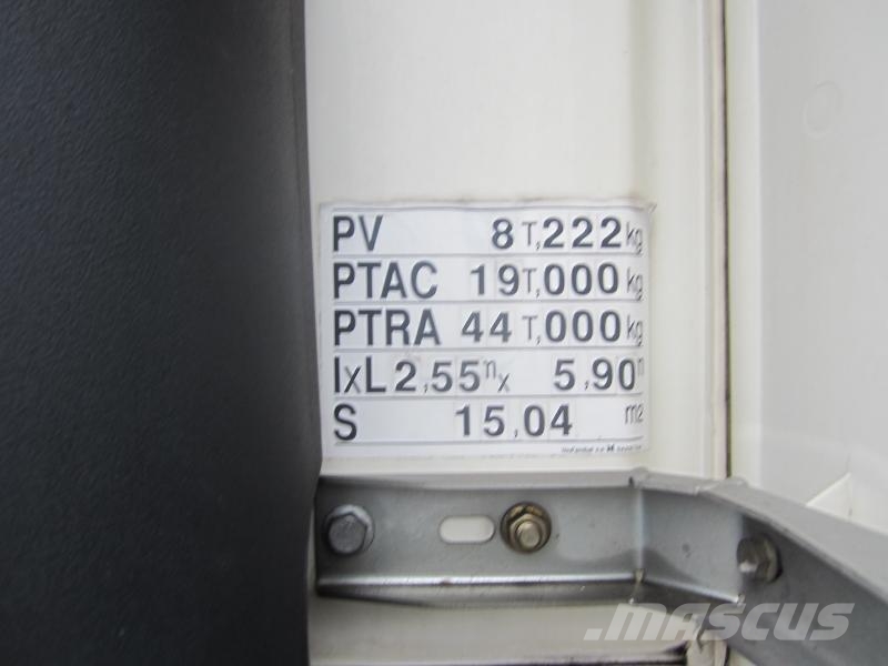 DAF XF105 460 وحدات الجر