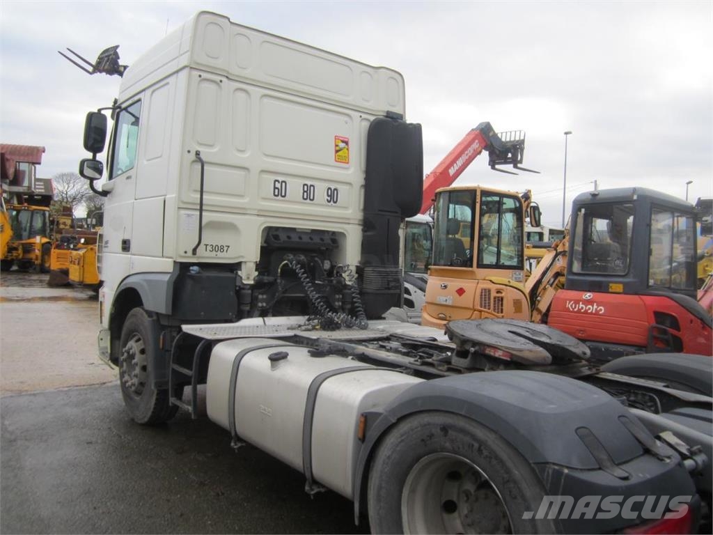 DAF XF105 460 曳引機組件