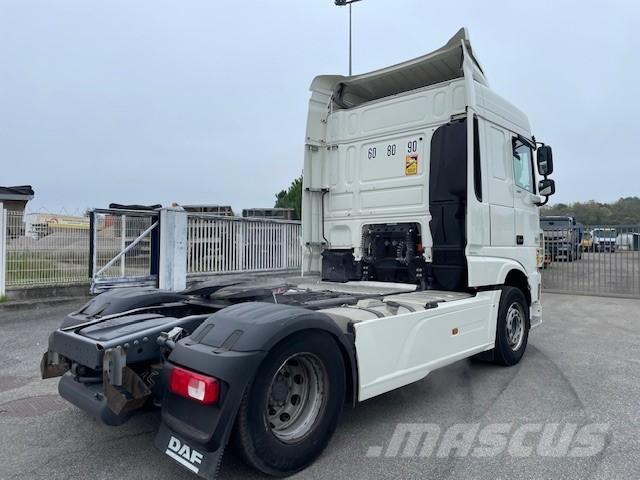 DAF XF105 460 وحدات الجر