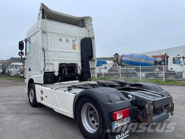DAF XF105 460 牵引车