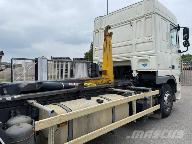 DAF XF105 460 起重可拆卸式卡車