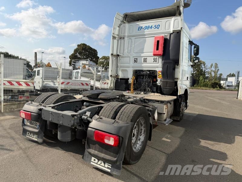 DAF XF105 460 曳引機組件