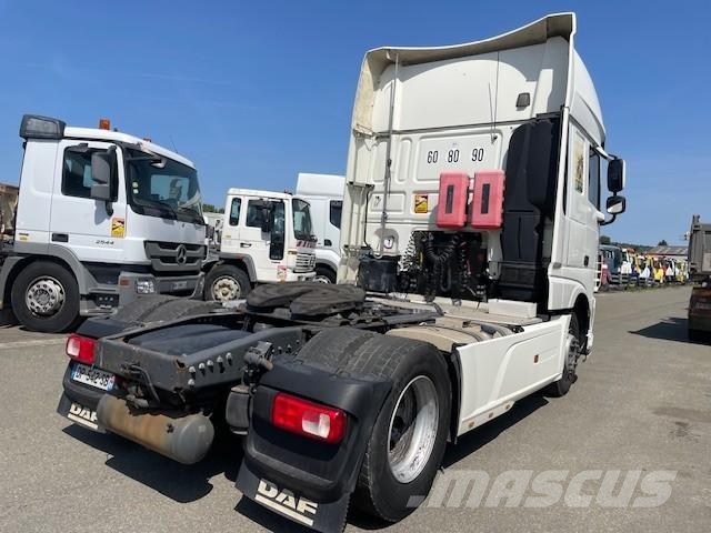 DAF XF105 510 牵引车