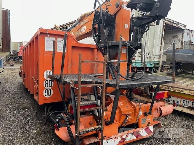 FOREZ BENNE BENNE ET GRUE SUR BERCE Transport – ostalo