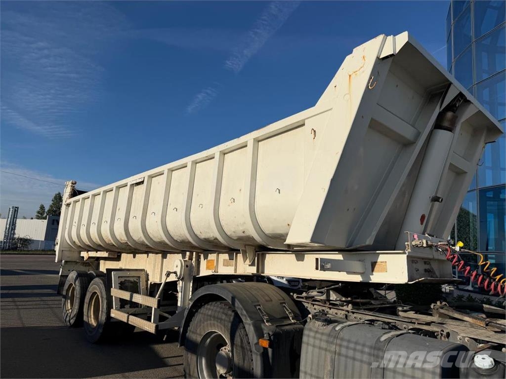 Fruehauf Non spécifié Benne semi remorque