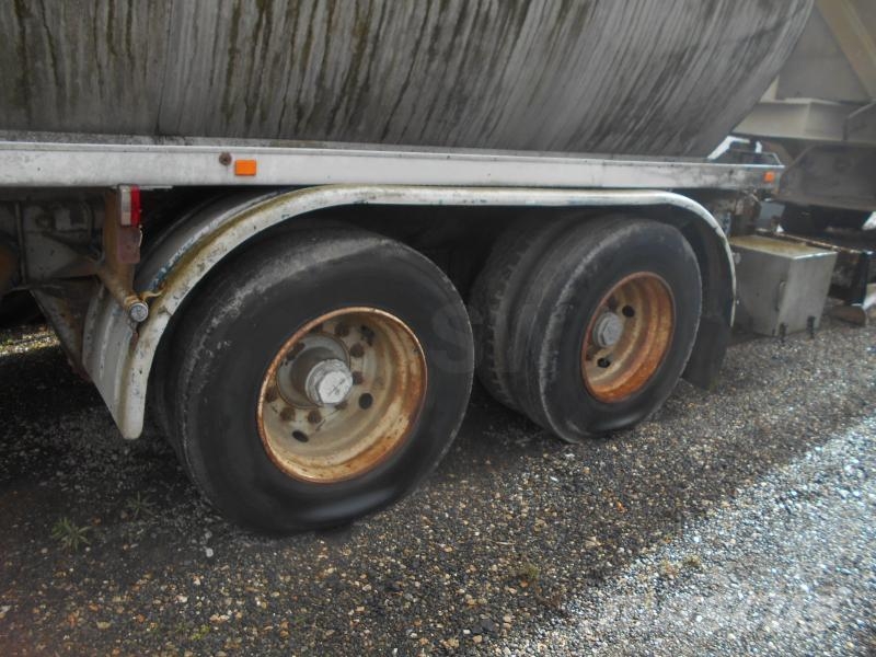 Fruehauf Non spécifié Tsistern poolhaagised