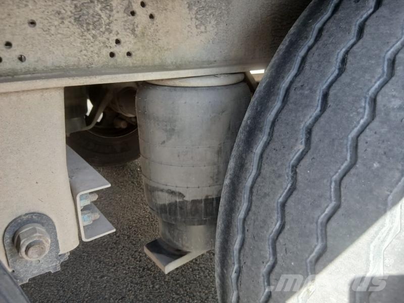 Fruehauf Non spécifié Semirremolques de plataformas planas/laterales abatibles