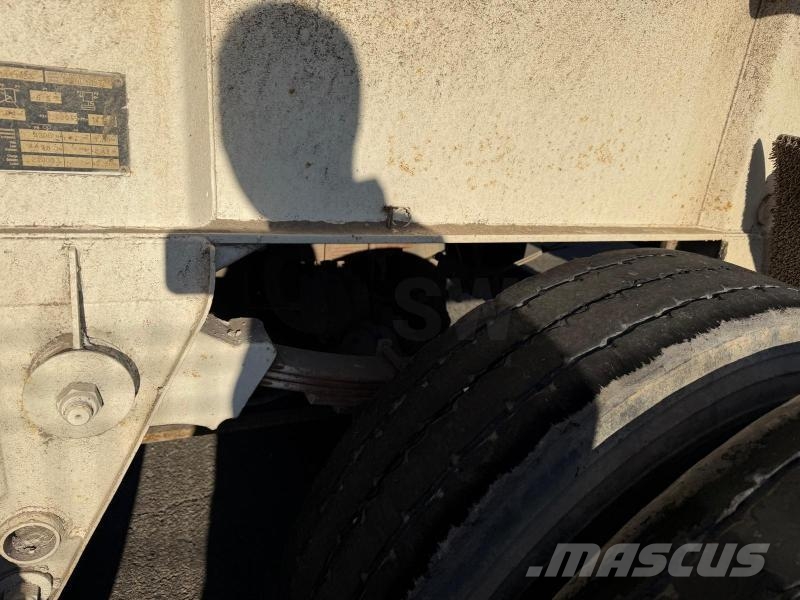 Fruehauf Non spécifié Benne semi remorque
