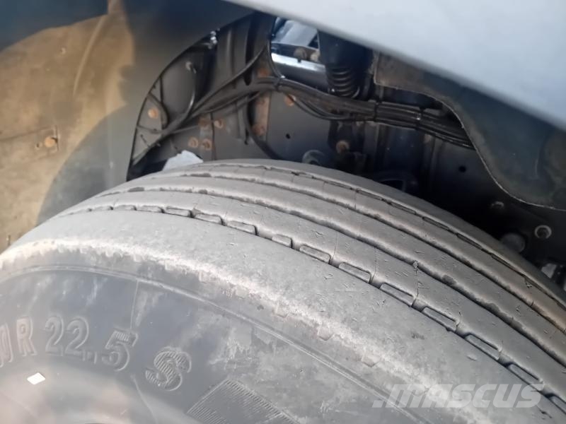 MAN 33.414 Lanový nosič kontajnerov