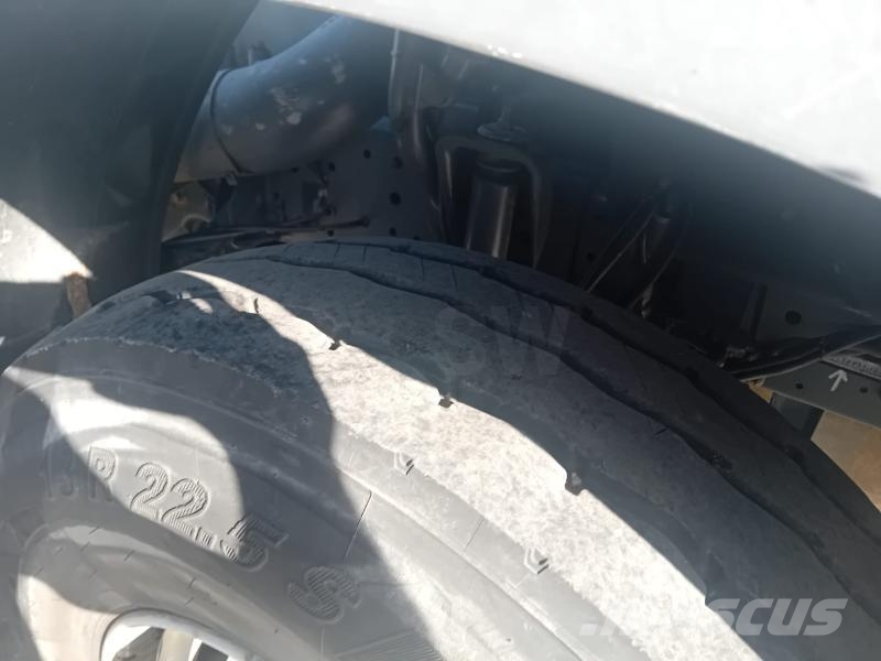 MAN 33.414 Lanový nosič kontajnerov