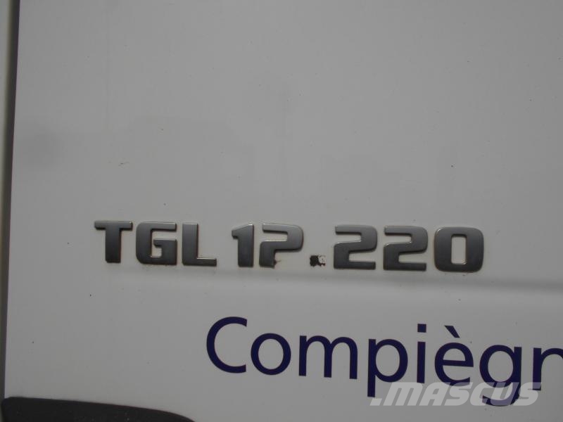 MAN TGL 12.220 Camión con caja abierta