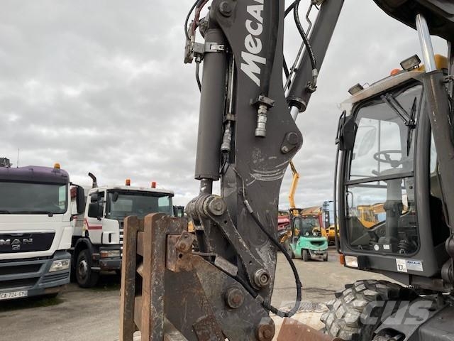 Mecalac 12 MTX Gumikerekes kotrók