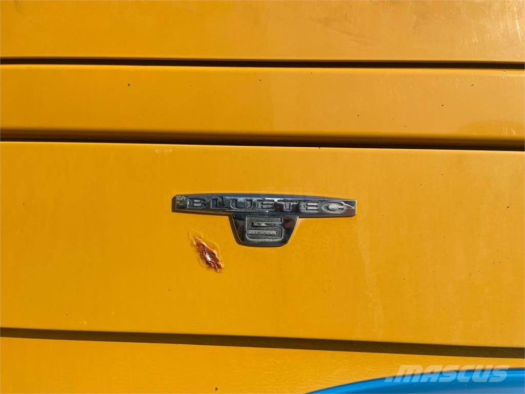 Mercedes-Benz Actros 1845 牵引车