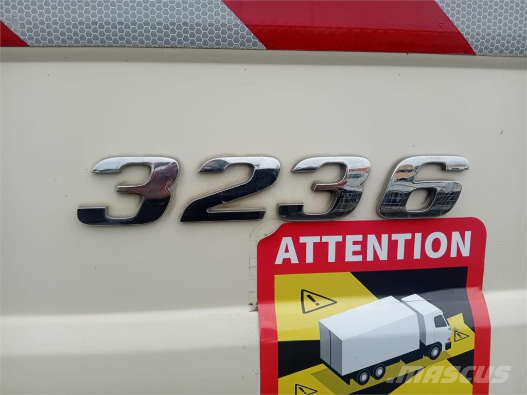 Mercedes-Benz Actros 3236 شاحنات قلابة