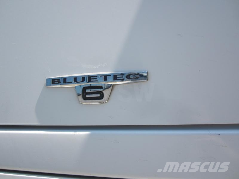 Mercedes-Benz Actros 1845 牵引车