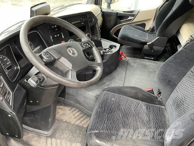 Mercedes-Benz Actros 1843 Vilcēji