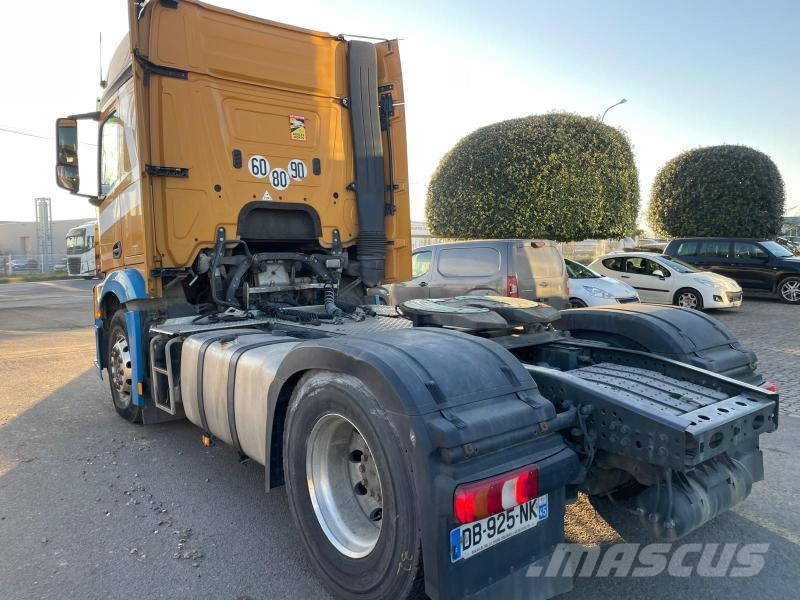 Mercedes-Benz Actros 1845 牵引车
