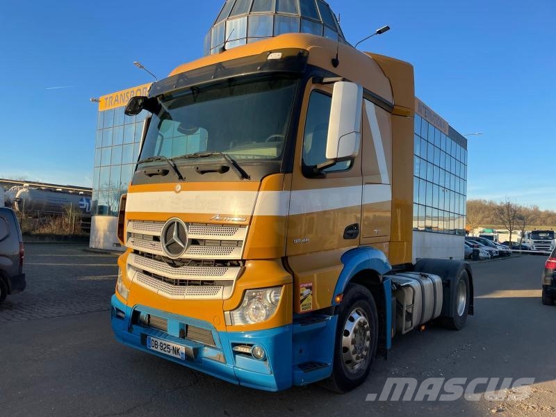 Mercedes-Benz Actros 1845 牵引车