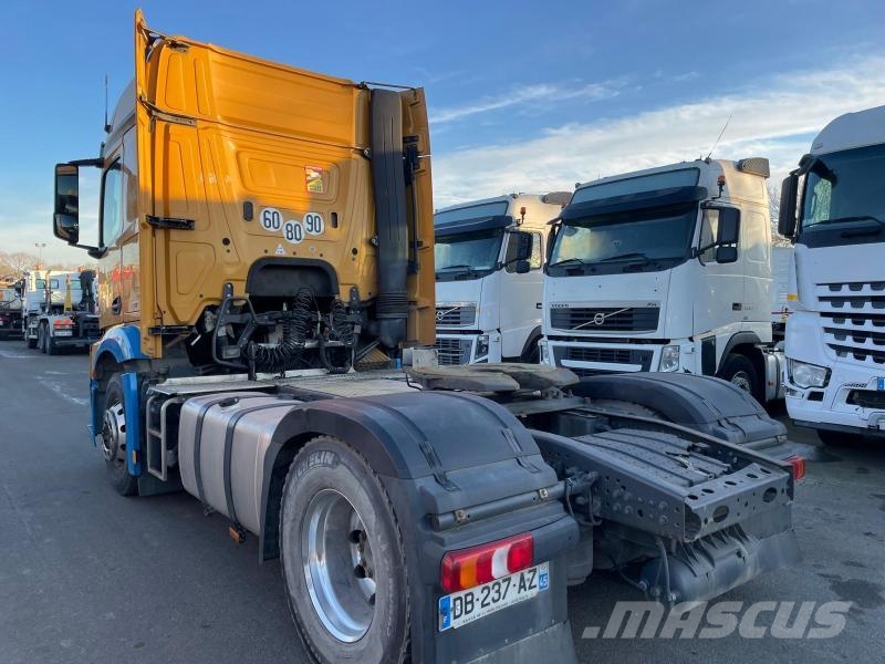 Mercedes-Benz Actros 1845 牵引车