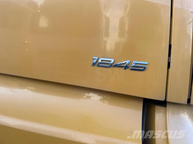 Mercedes-Benz Actros 1845 牵引车