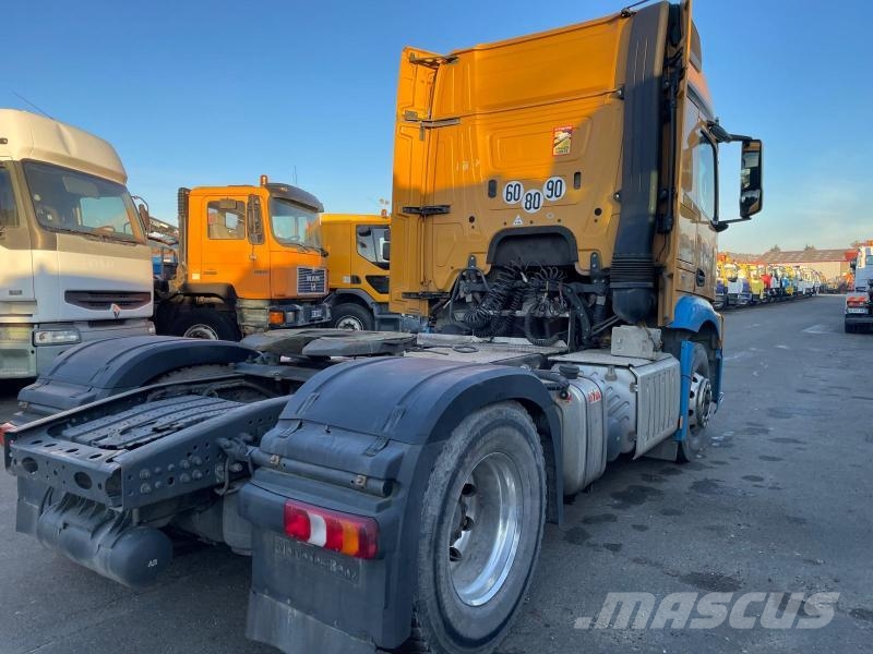 Mercedes-Benz Actros 1845 牵引车