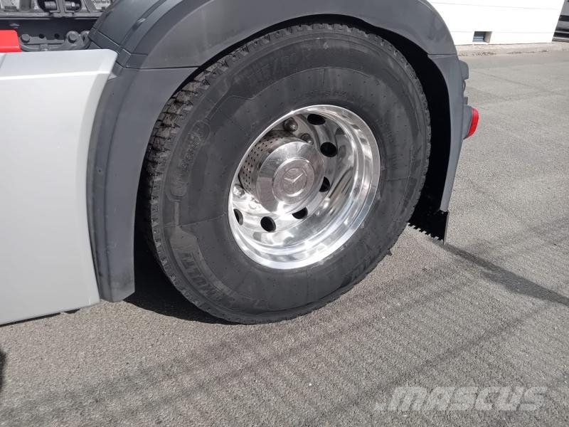 Mercedes-Benz Actros 1845 وحدات الجر
