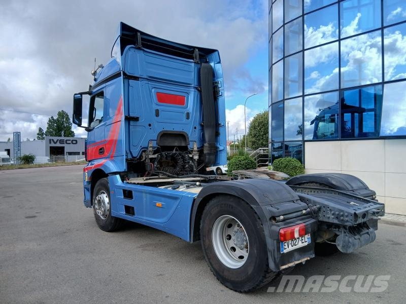 Mercedes-Benz Actros وحدات الجر