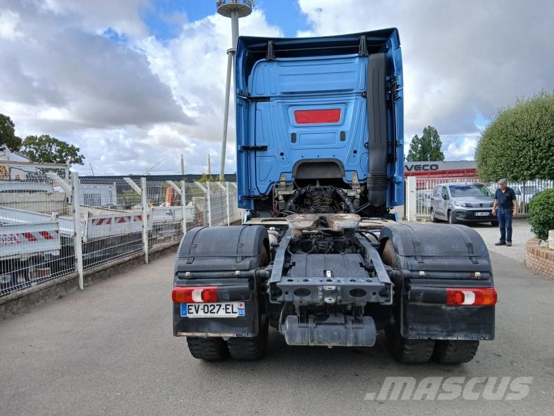 Mercedes-Benz Actros وحدات الجر