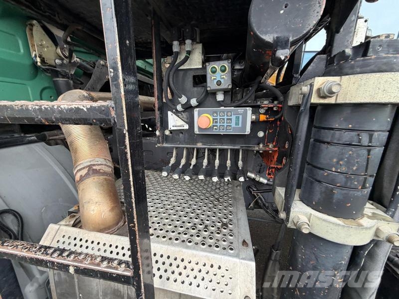 Mercedes-Benz Actros 3336 Camion benne
