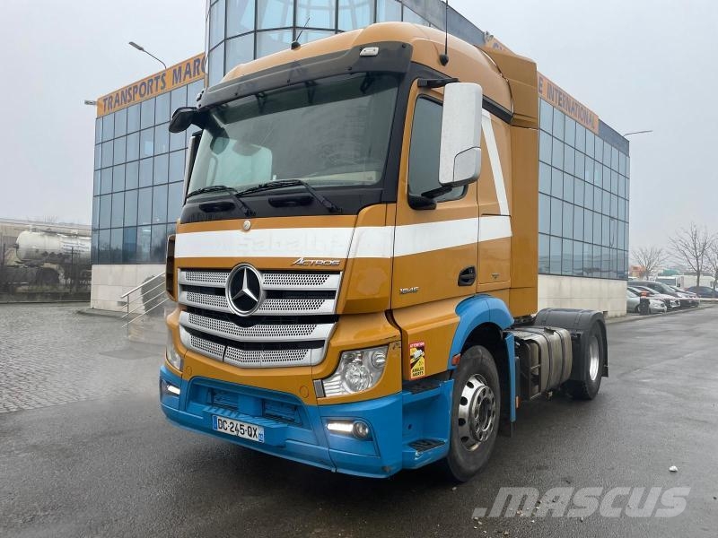 Mercedes-Benz Actros 1845 牵引车