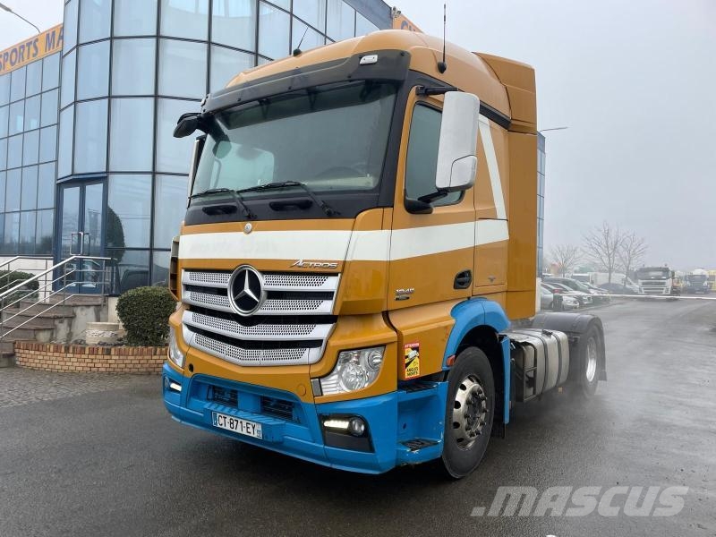 Mercedes-Benz Actros 1845 牵引车