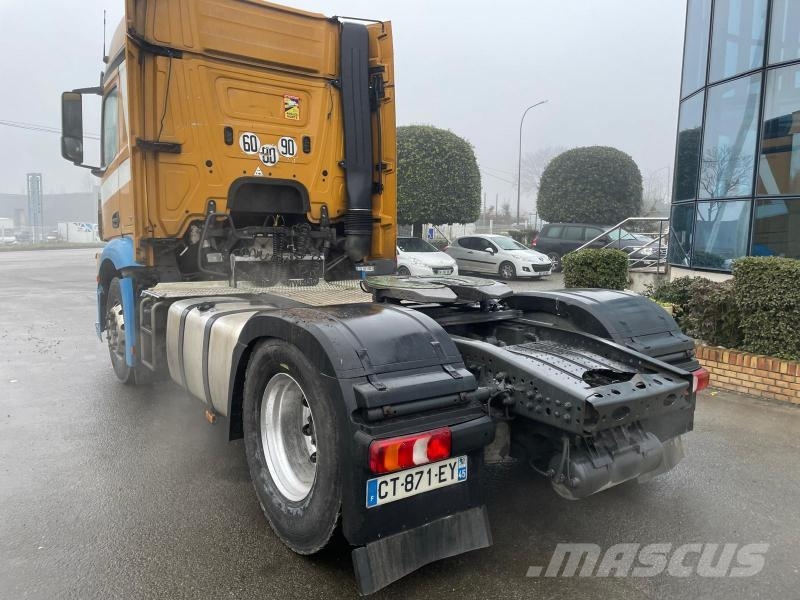 Mercedes-Benz Actros 1845 牵引车